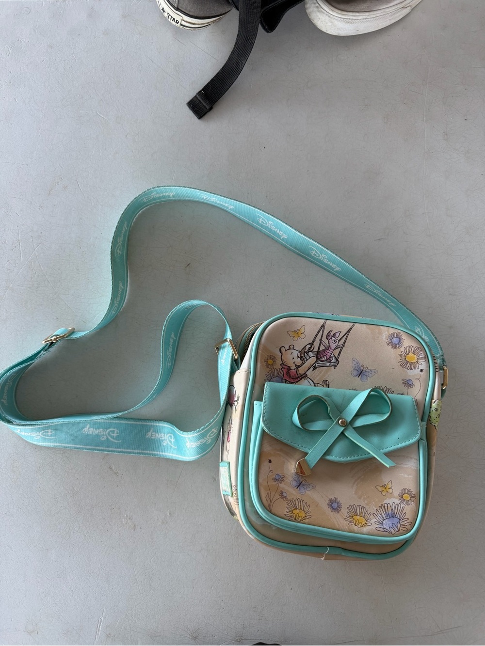 Disney Winnie The Pooh Mint Bow Crossbody Bag